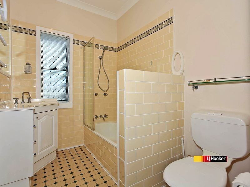 28 Brussels Ave, Morningside QLD 4170