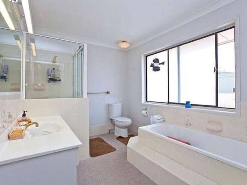 4 Tarina St, Cleveland QLD 4163