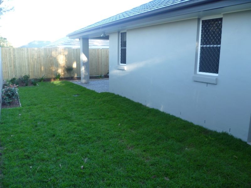 51 Worchester Cres, Wakerley QLD 4154