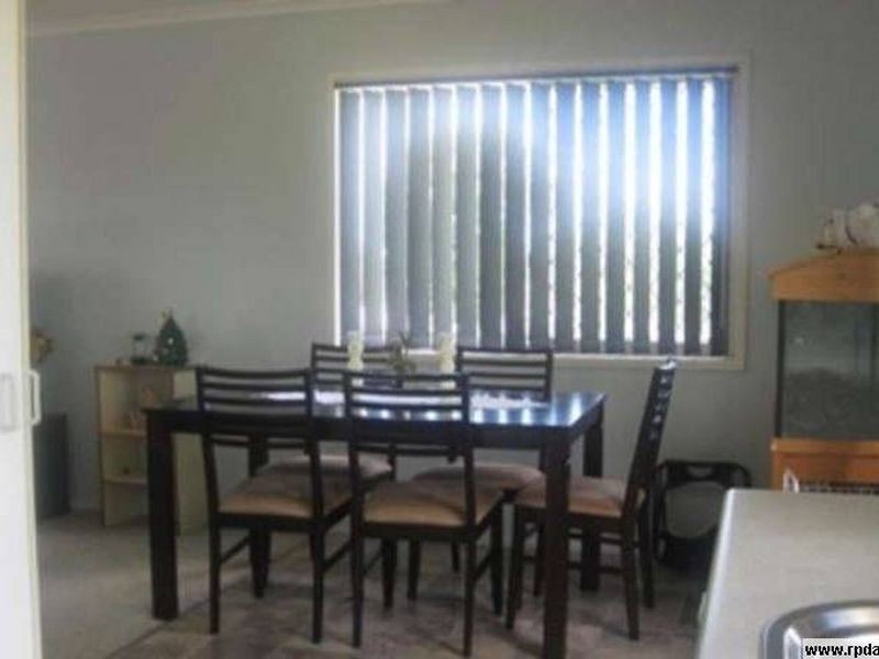 4 Mariner St, Manly West QLD 4179