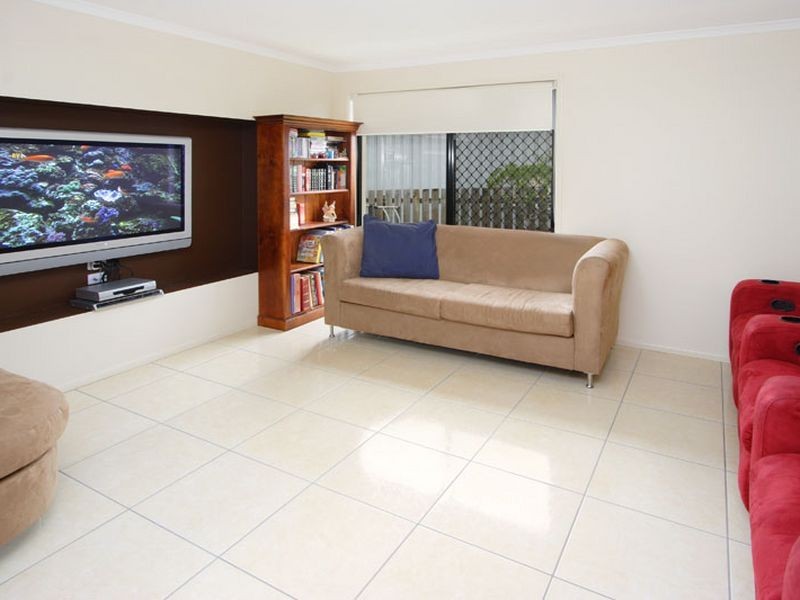 6 Gumnut Close, Lota QLD 4179