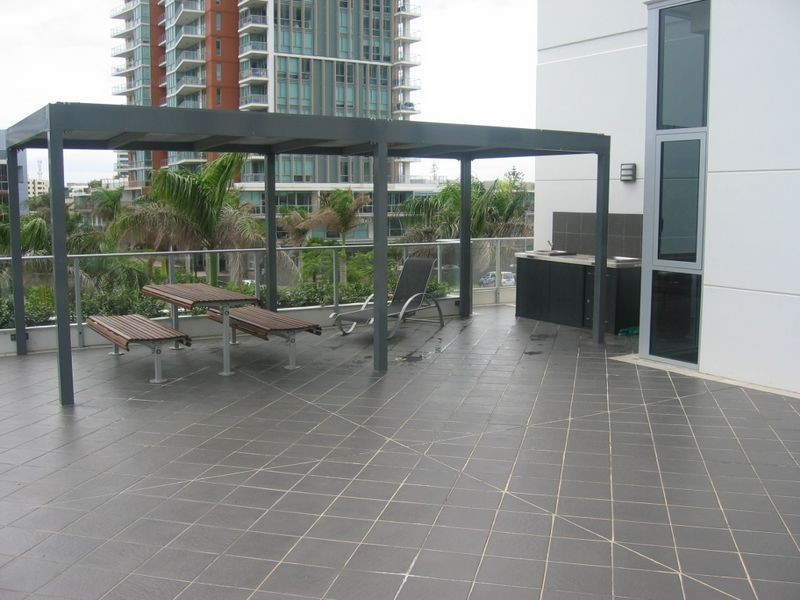 3103/4 Como Crescent, Southport QLD 4215