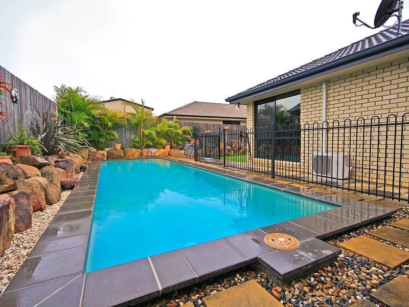 19 Gretchen Circuit, Thornlands QLD 4164