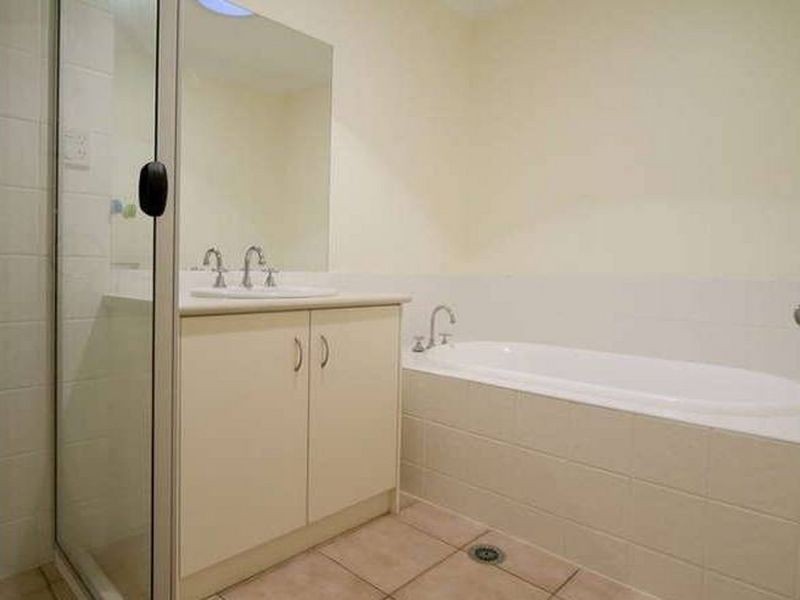 17 Horizon Place, Redland Bay QLD 4165
