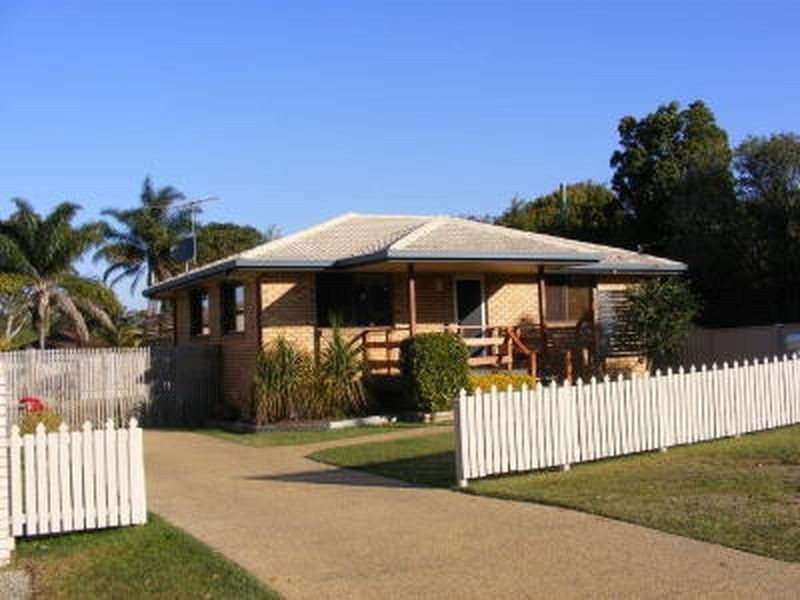 8 Wattle Street, Victoria Point QLD 4165