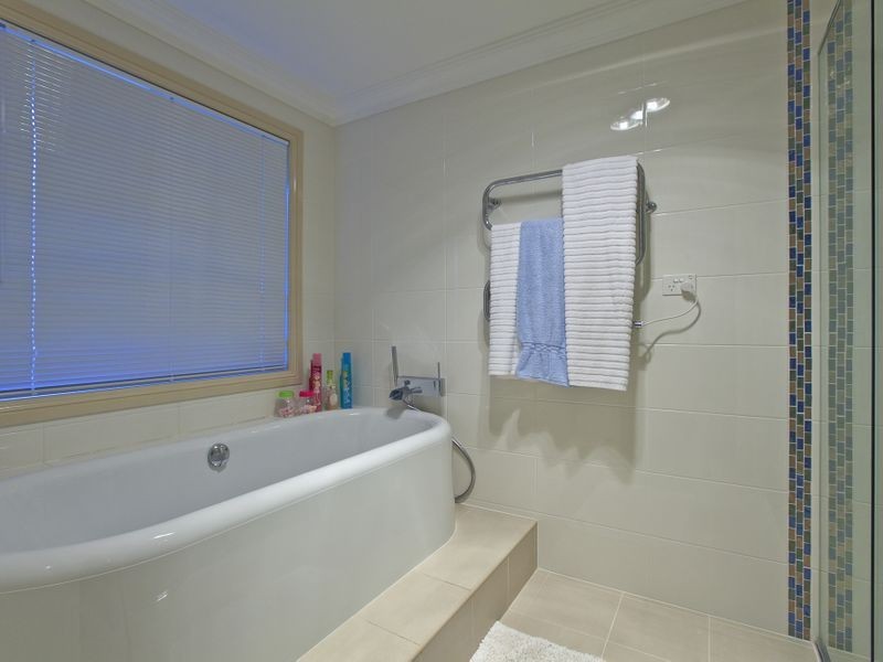 37 Omega Avenue, Cleveland QLD 4163