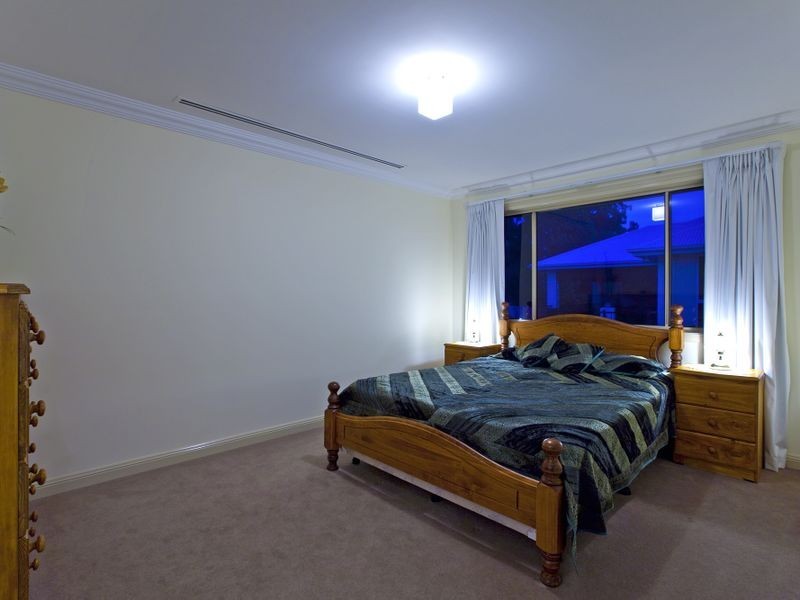 37 Omega Avenue, Cleveland QLD 4163