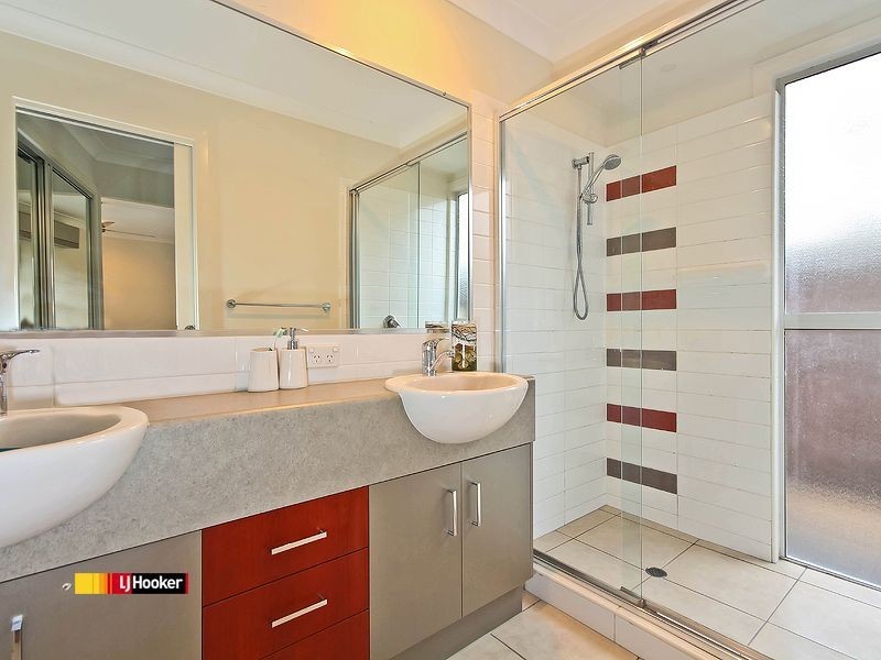 3 Lexey Crescent, Wakerley QLD 4154