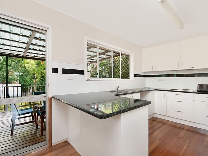 72 Holland Crescent, Capalaba QLD 4157