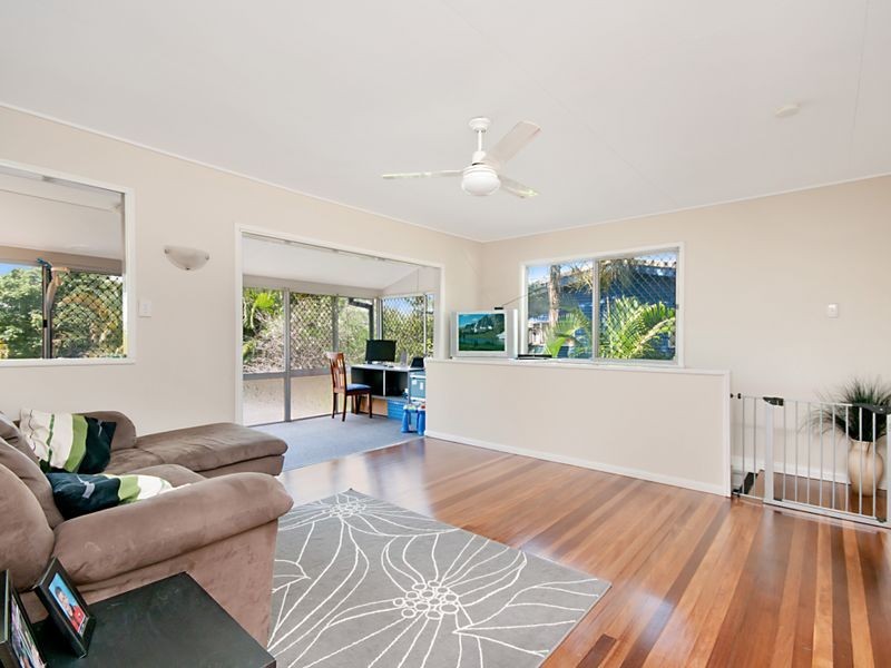 72 Holland Crescent, Capalaba QLD 4157