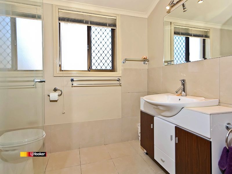 6 Bollard Court, Raby Bay QLD 4163