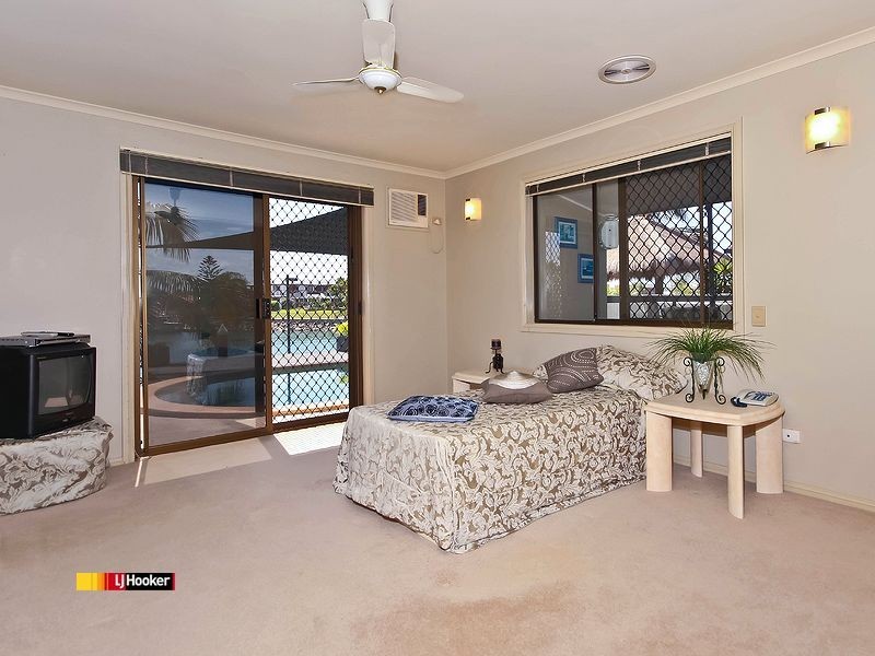 6 Bollard Court, Raby Bay QLD 4163