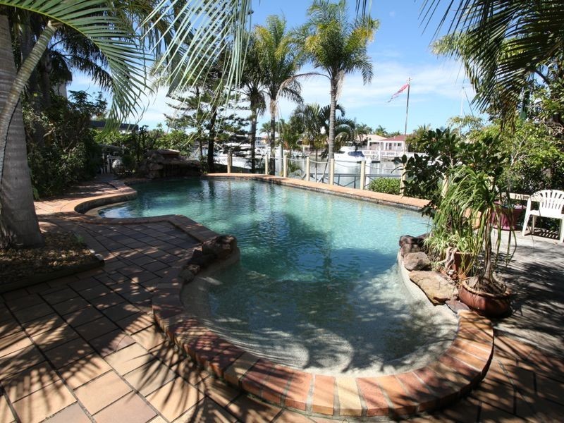8 Binnacle Close, Cleveland QLD 4163