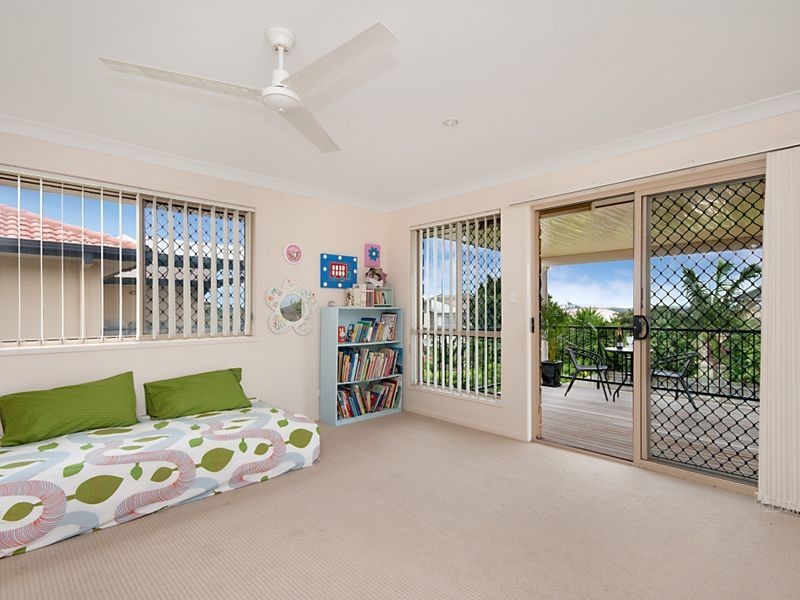 27 Wilohurst Drive, Redland Bay QLD 4165