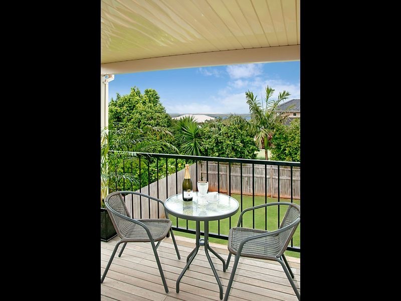 27 Wilohurst Drive, Redland Bay QLD 4165