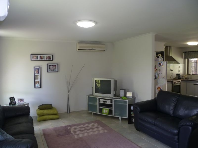 9 Bangalow St, Victoria Point QLD 4165