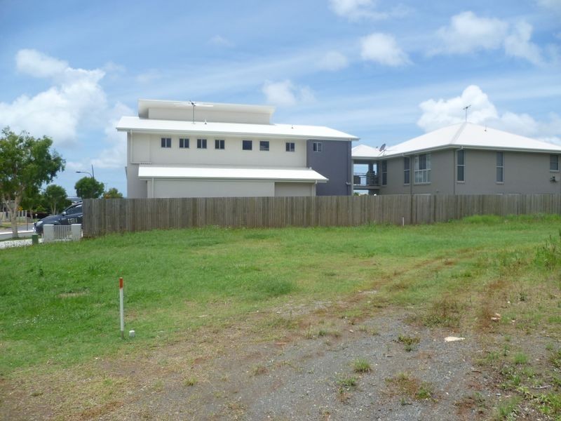 12 Bedarra Street, Redland Bay QLD 4165