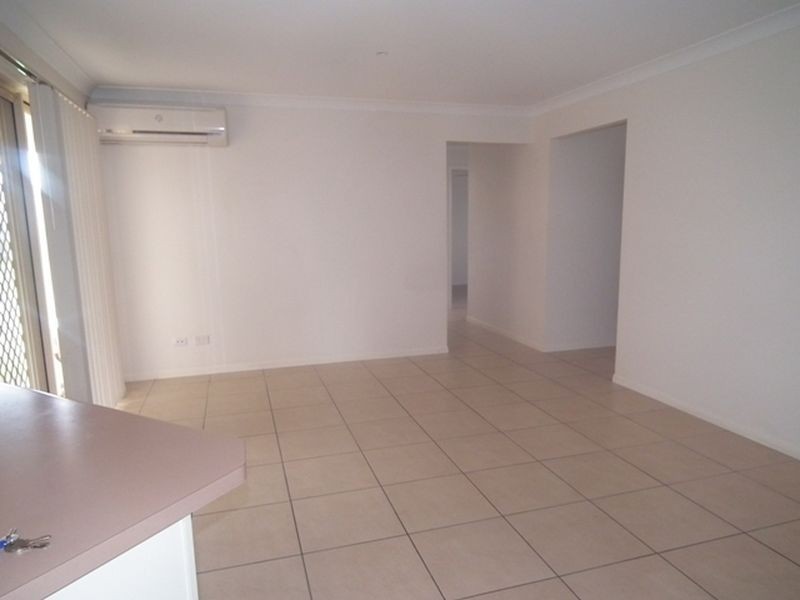 275 Herses Road, Eagleby QLD 4207