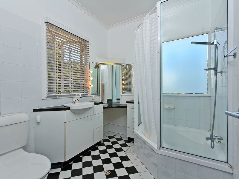 401 Wynnum North Road, Wynnum QLD 4178