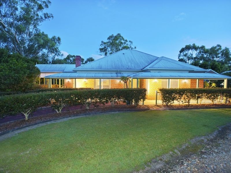 2 Solway Crescent, Carbrook QLD 4130