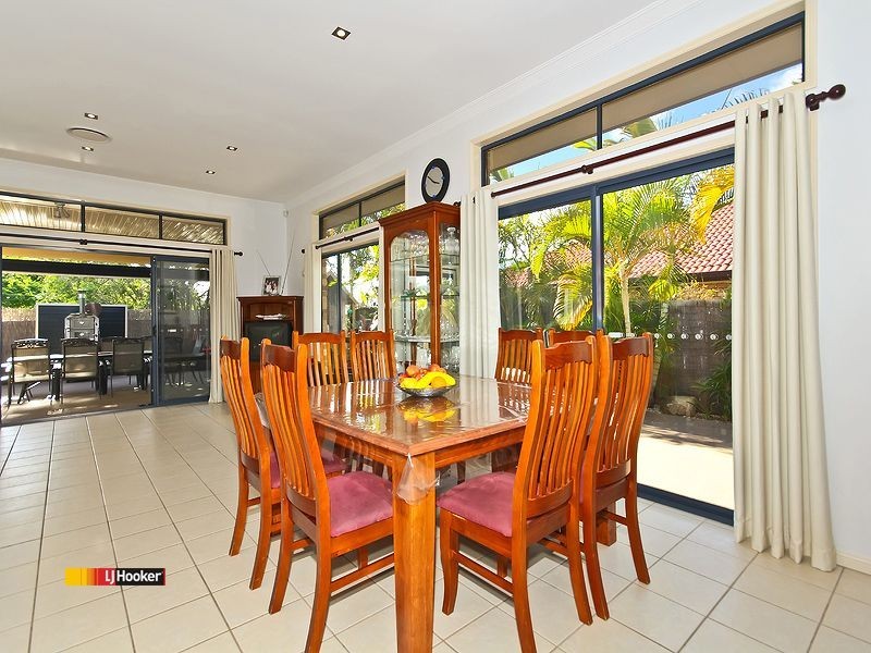 6 Kimbolton Drive, Redland Bay QLD 4165