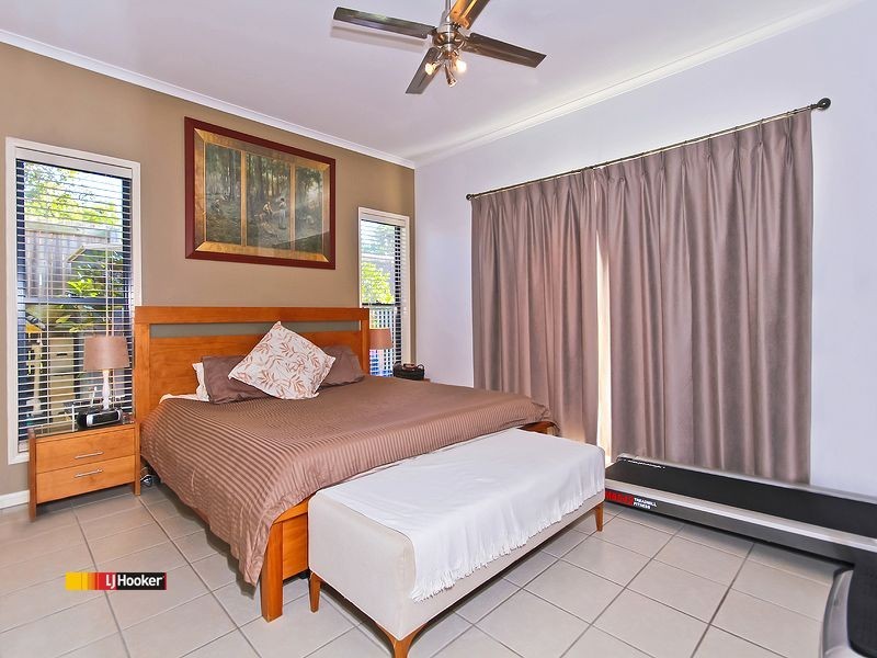 6 Kimbolton Drive, Redland Bay QLD 4165