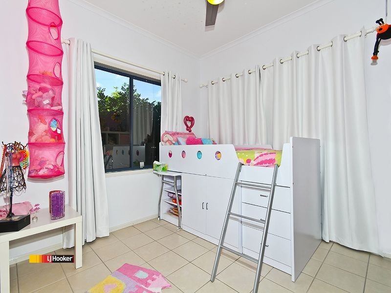 6 Kimbolton Drive, Redland Bay QLD 4165