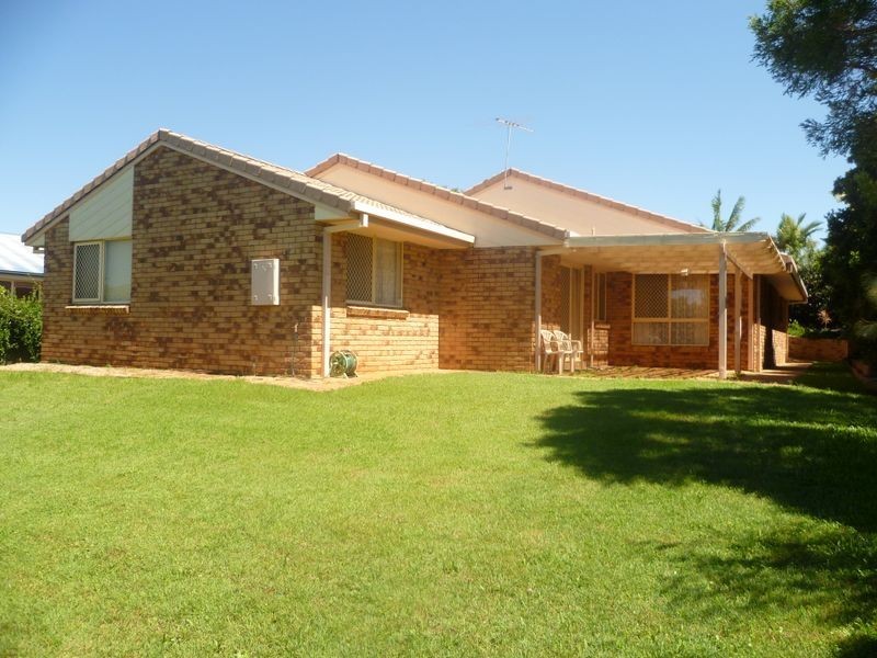 9 Montgomery Drive, Wellington Point QLD 4160