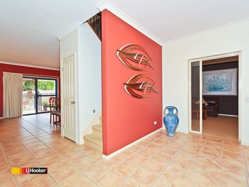 12 Dennison Court, Redland Bay QLD 4165