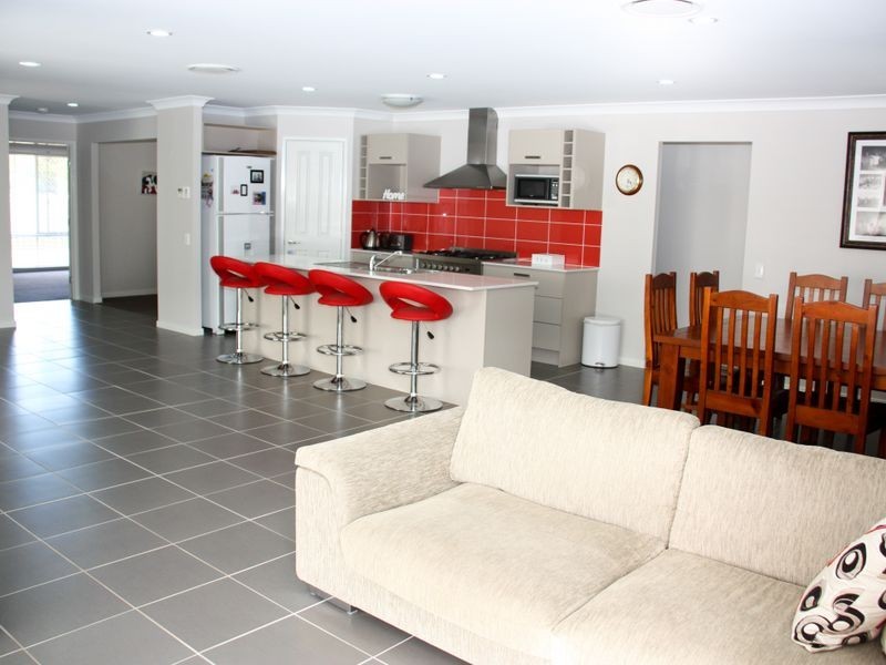 46 Poloni Place, Wellington Point QLD 4160