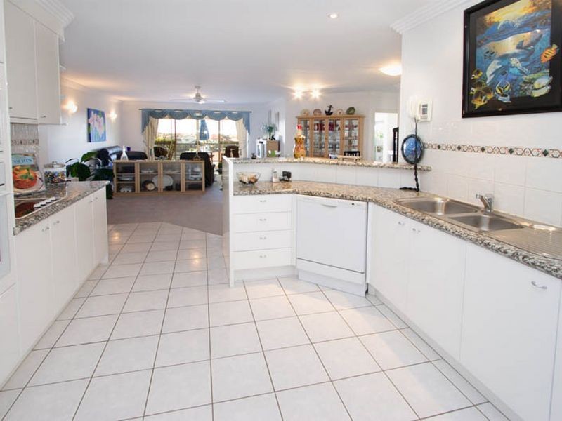 42/12-14 Esperance Court, Raby Bay QLD 4163