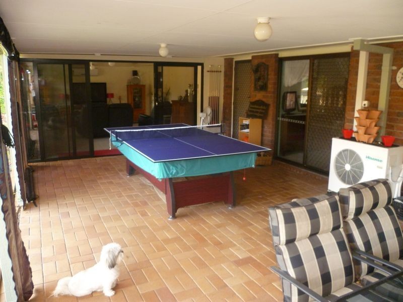 6 Watsonia Street, Redland Bay QLD 4165