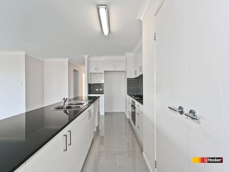 39 Parkgrove Street, Birkdale QLD 4159