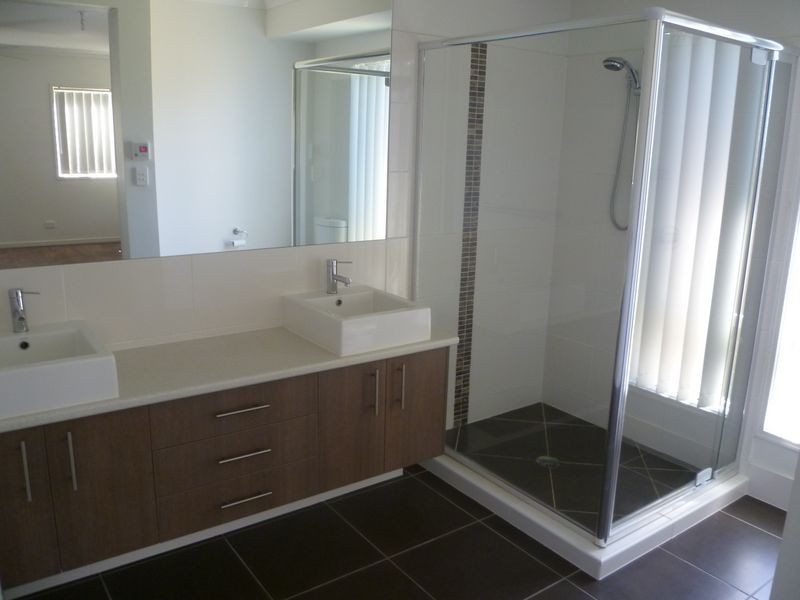 39 Poloni Place, Wellington Point QLD 4160