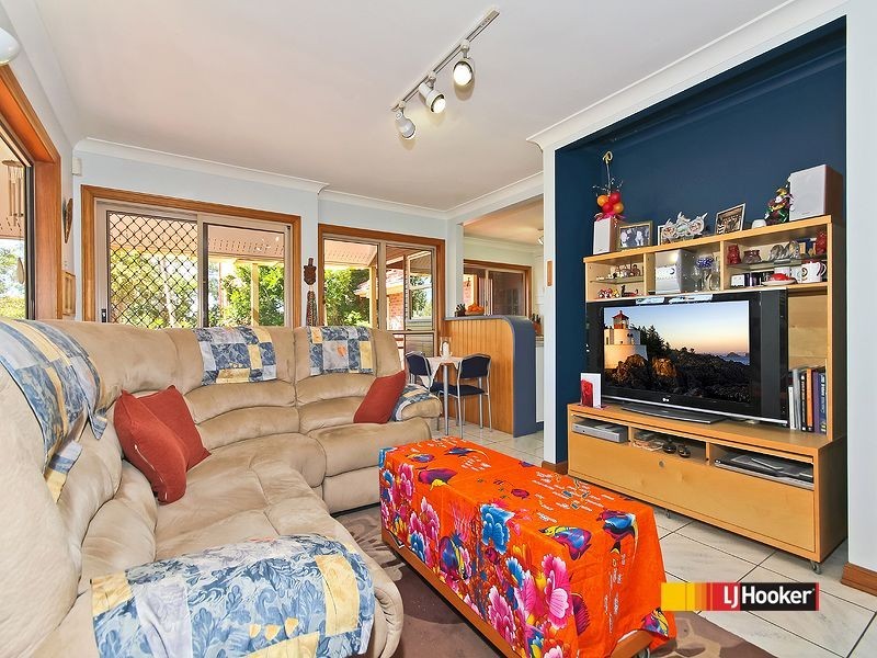 76 Main Avenue, Balmoral QLD 4171