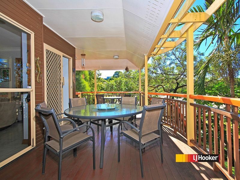 76 Main Avenue, Balmoral QLD 4171