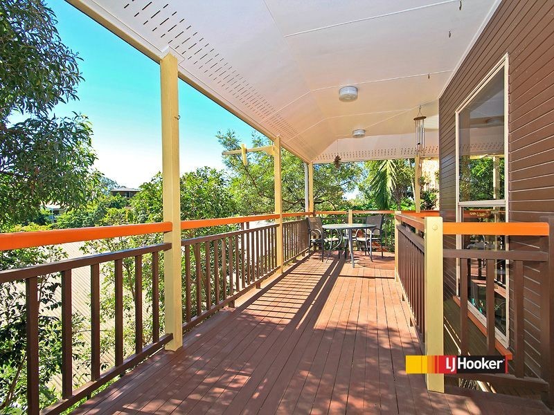 76 Main Avenue, Balmoral QLD 4171