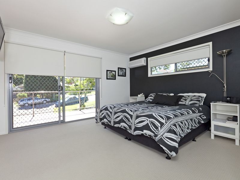 25 Rodney Street, Wynnum West QLD 4178