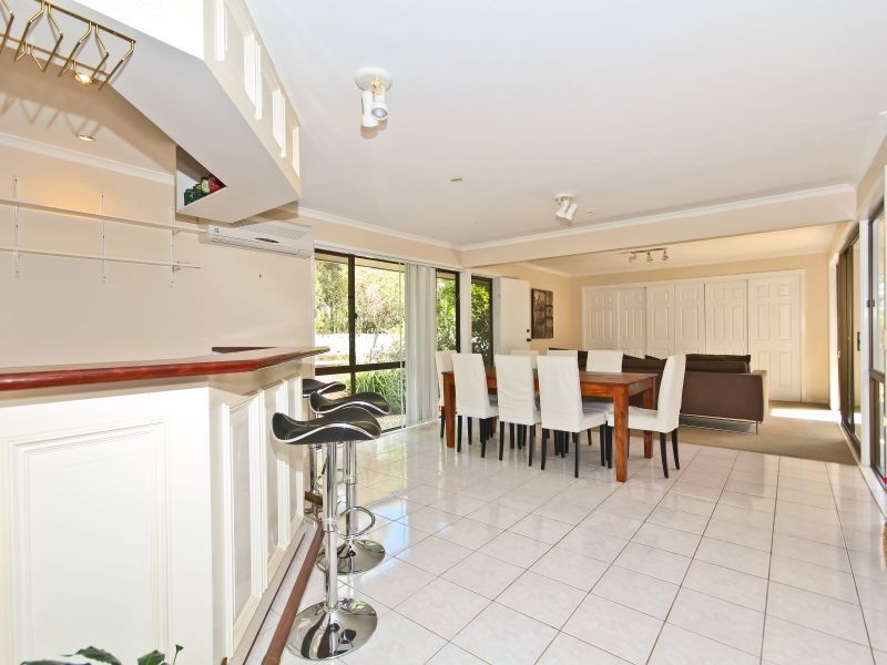 21 Hilltop Crescent, Alexandra Hills QLD 4161