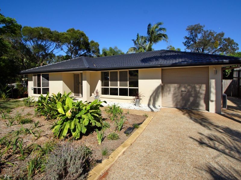 8 Penguin Street, Wellington Point QLD 4160