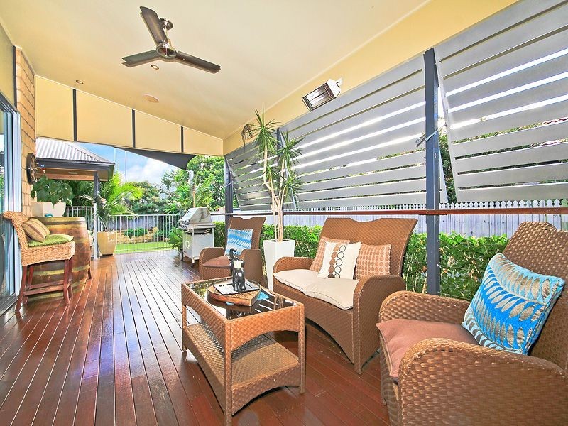 20 Kimbolton Drive, Redland Bay QLD 4165