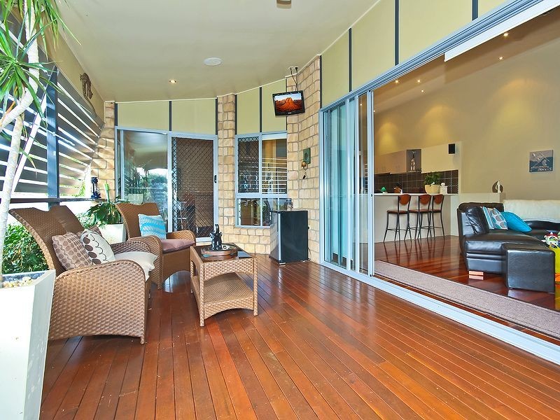 20 Kimbolton Drive, Redland Bay QLD 4165