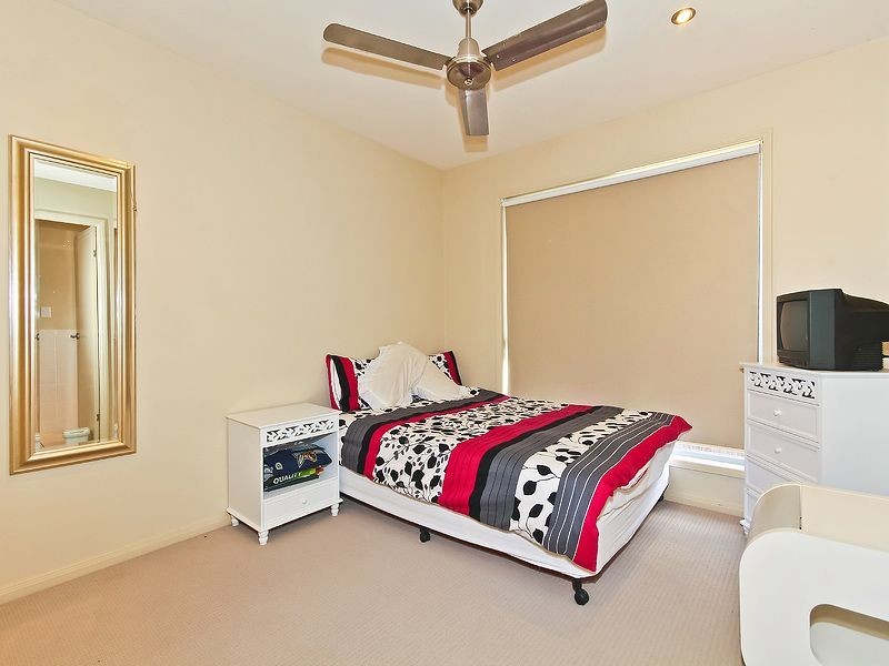 20 Kimbolton Drive, Redland Bay QLD 4165