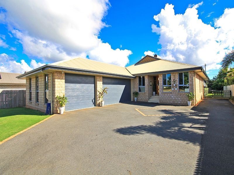 20 Kimbolton Drive, Redland Bay QLD 4165