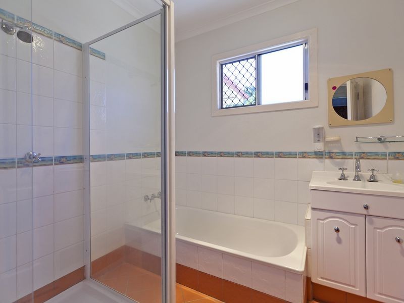 70 Valantine Road, Birkdale QLD 4159