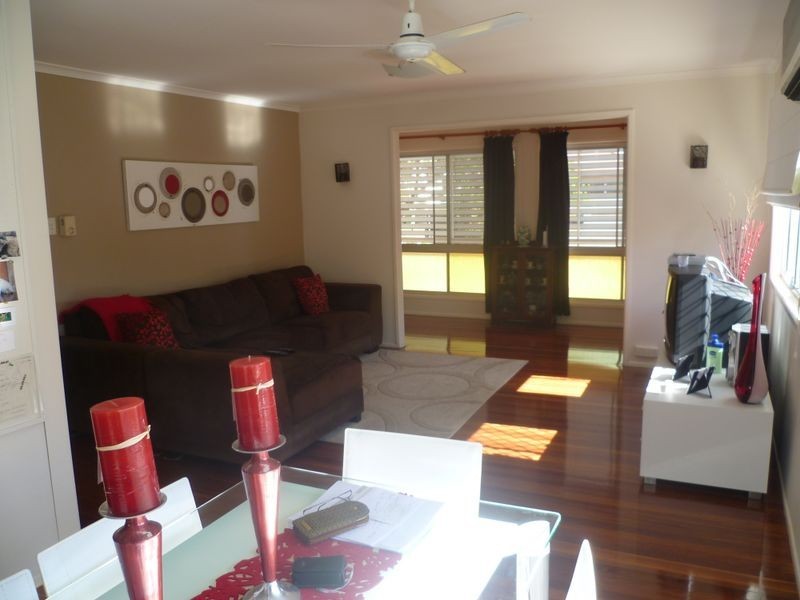 15 Parakeet Street, Birkdale QLD 4159