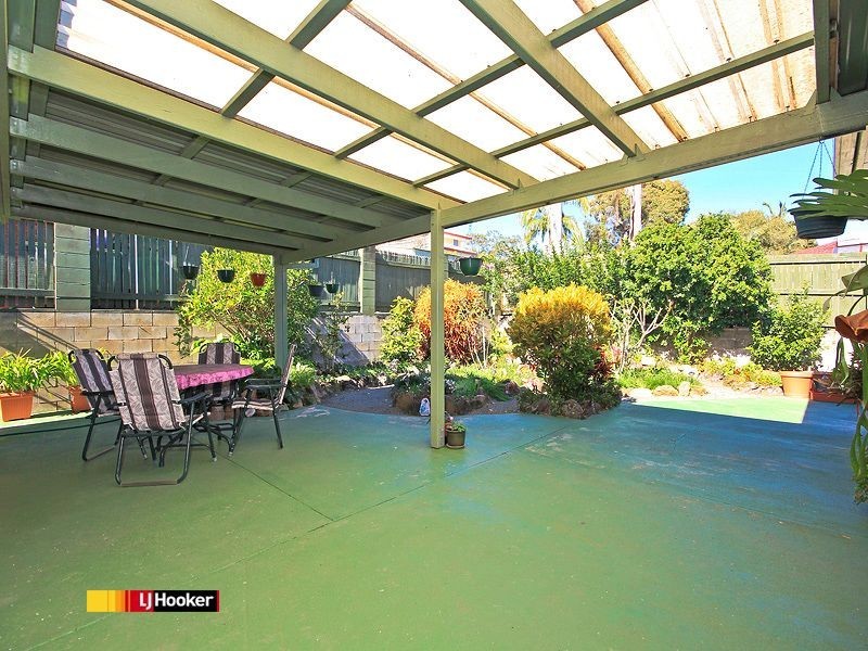 1 Bower Street, Birkdale QLD 4159