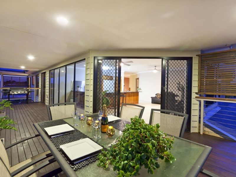 68 Penzance Drive, Redland Bay QLD 4165