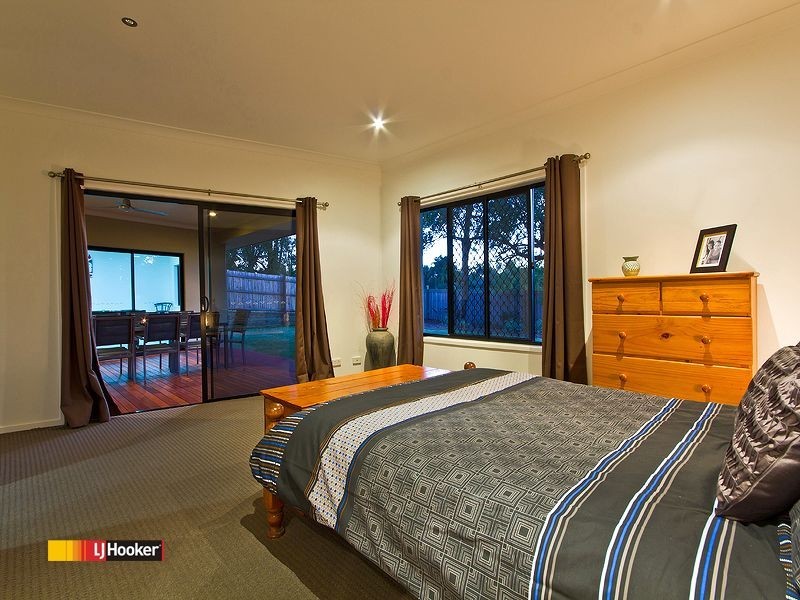 54 Hardy Road, Birkdale QLD 4159