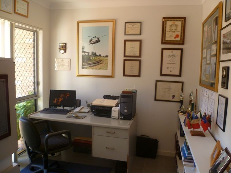 239 Queen Street, Cleveland QLD 4163